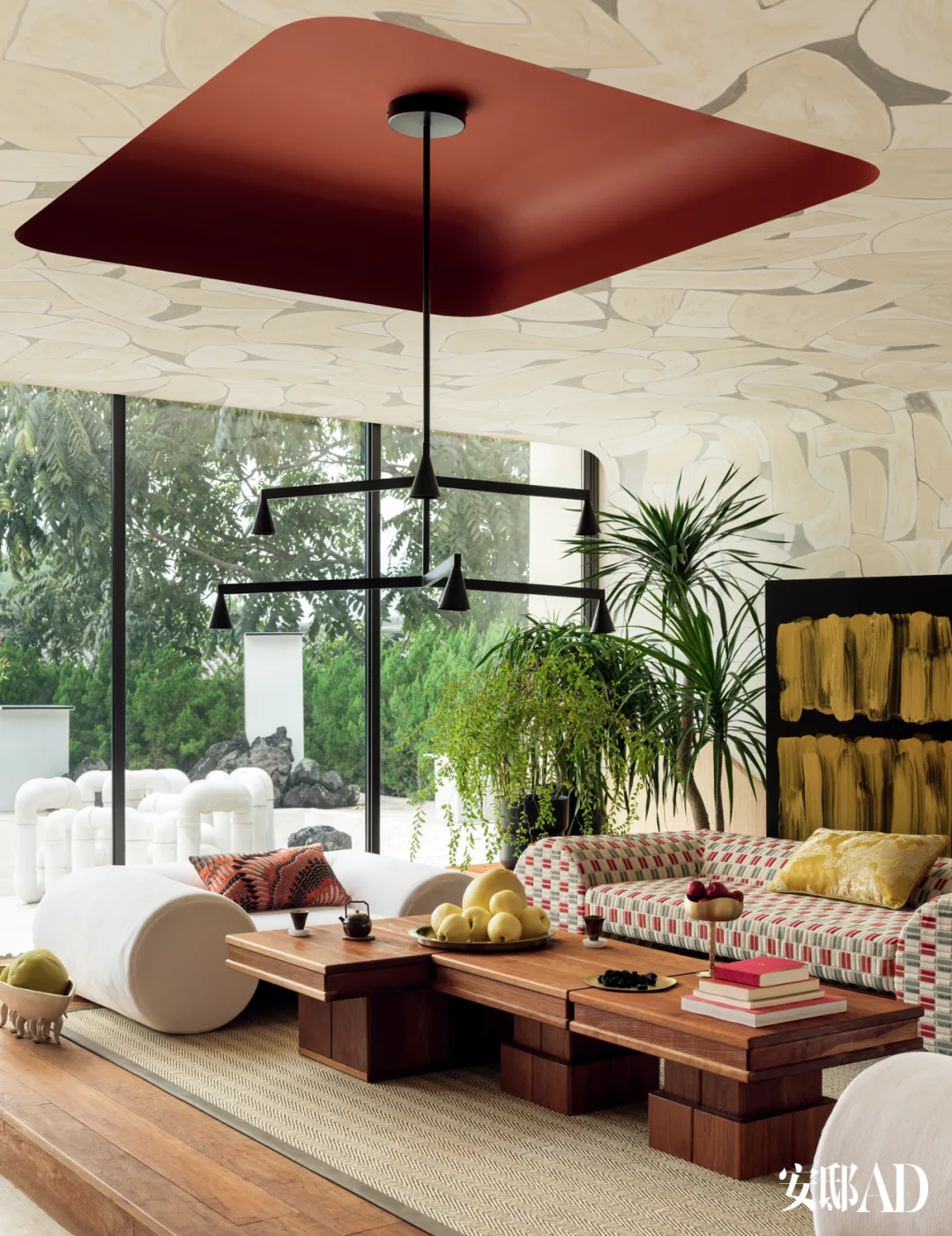 Ruihe Tu inspired private residence in Xi'an by TANT A TEMPS DESIGN gallery image 3