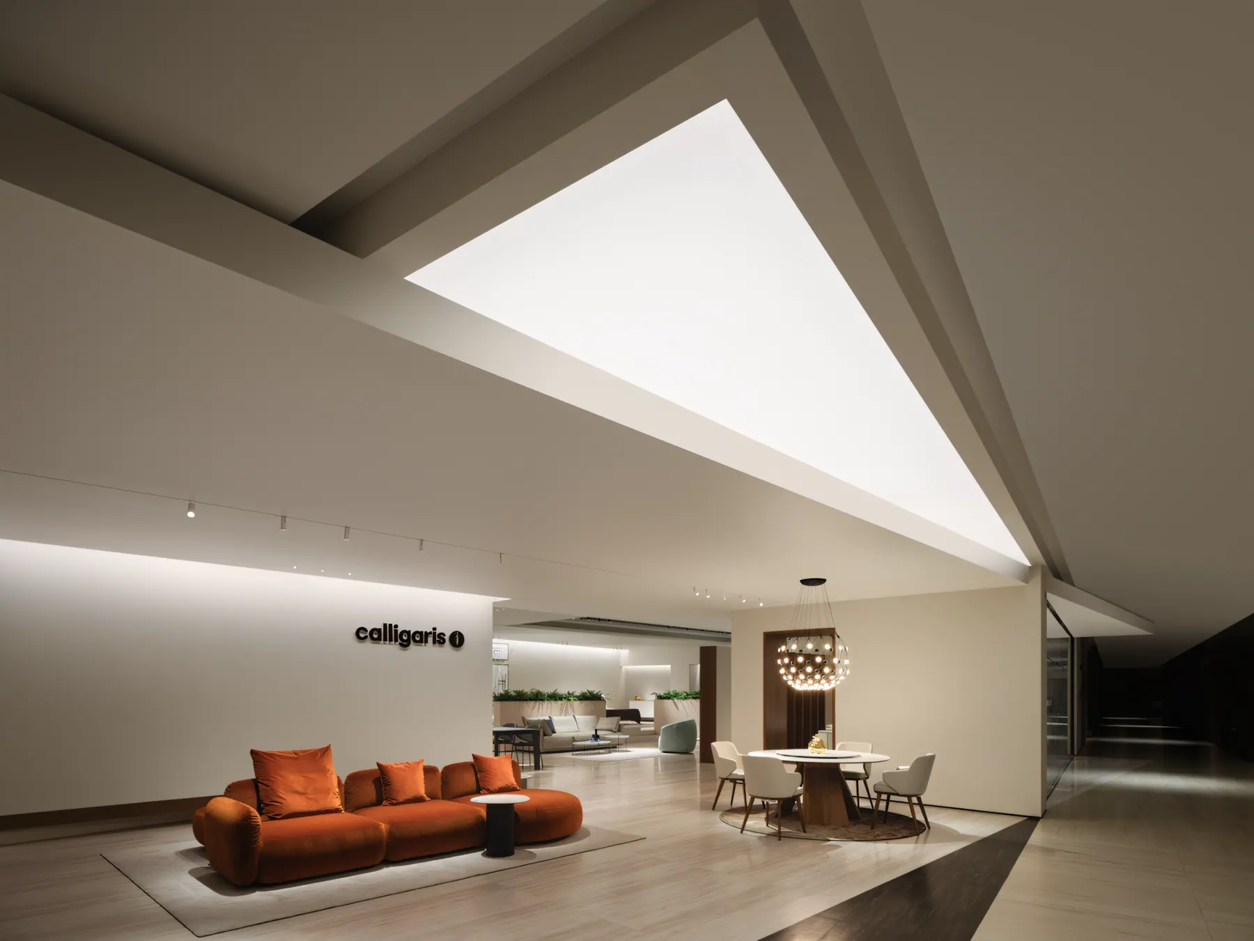 Calligaris flagship furniture store by JANMEI gallery image 3