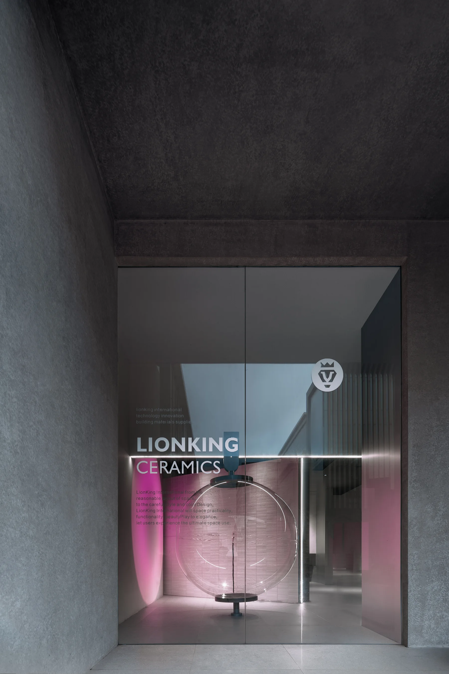 bositao lion king product rd showroom: supplied source image in the material position of the gallery sequence.