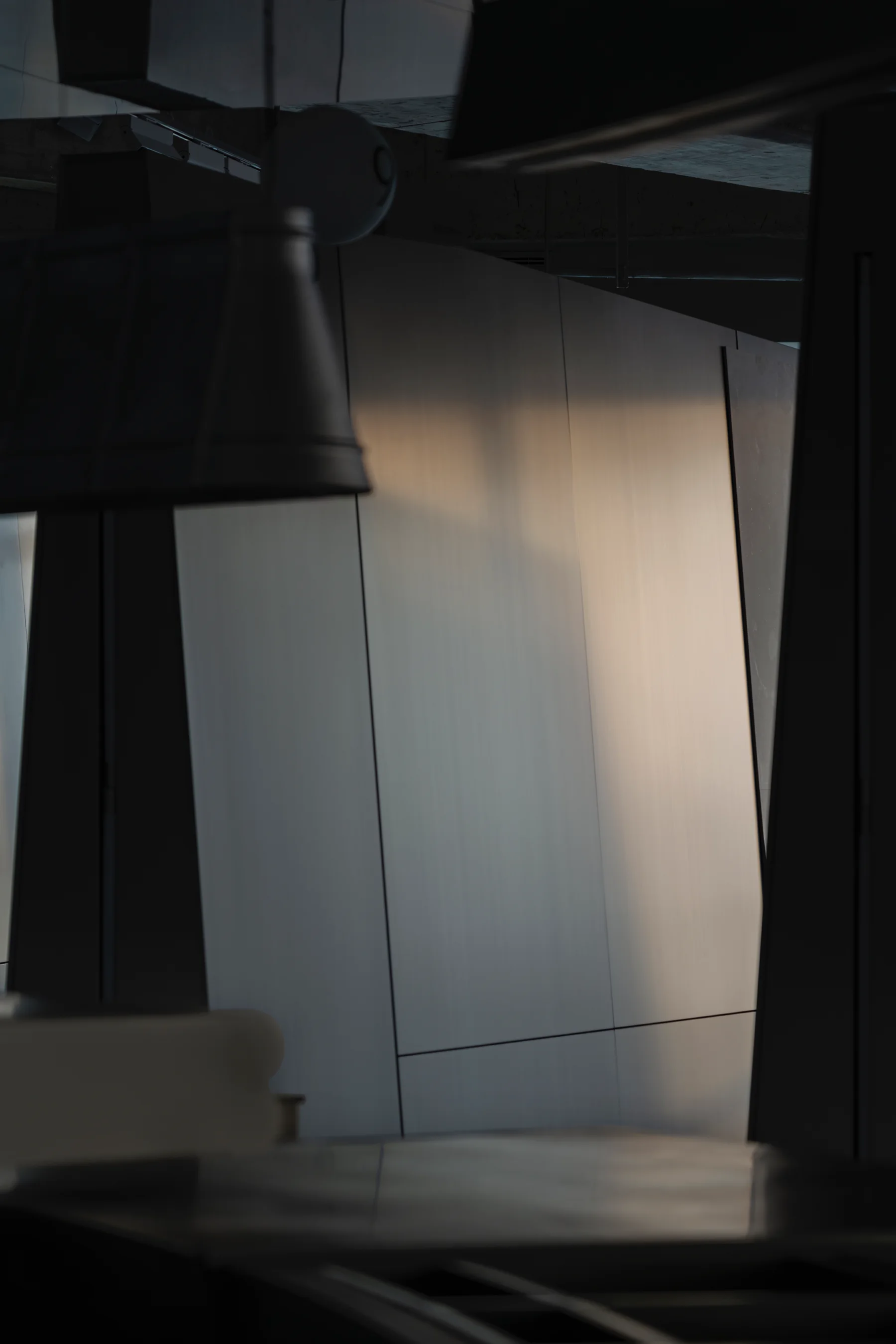 ferona concept showroom: supplied source image in the material position of the gallery sequence.