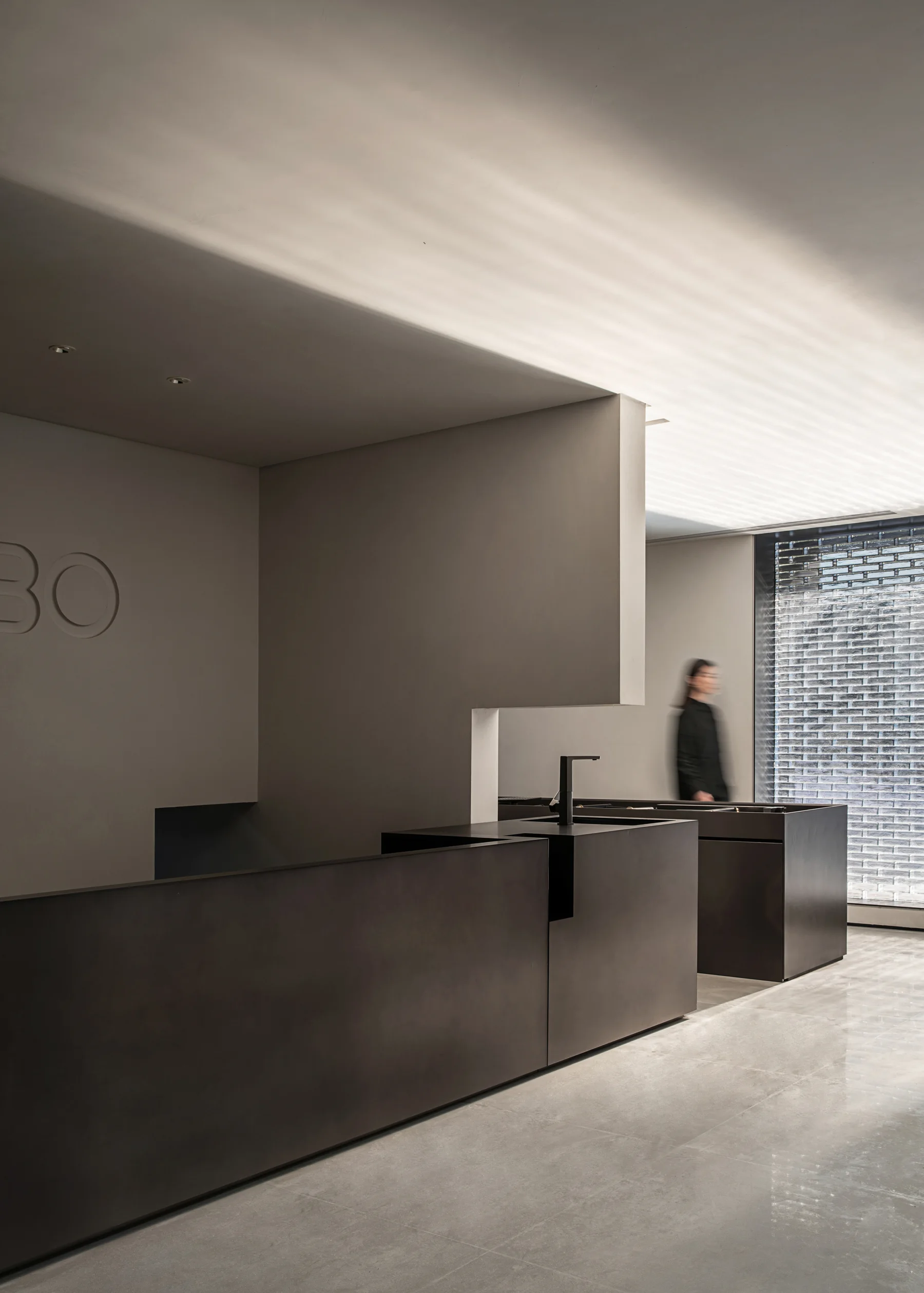 gabo showroom headquarters office: supplied source image in the hero-space position of the gallery sequence.
