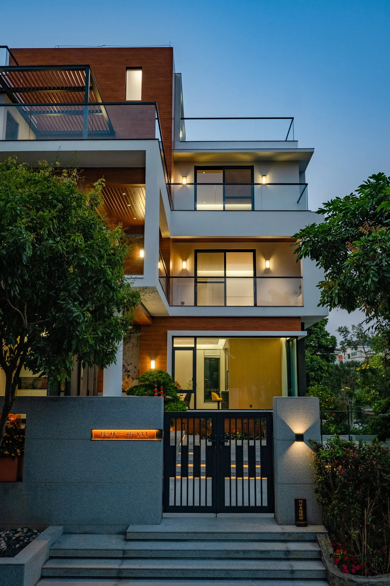 liangdao old european house renovation: supplied source image in the arrival position of the gallery sequence.