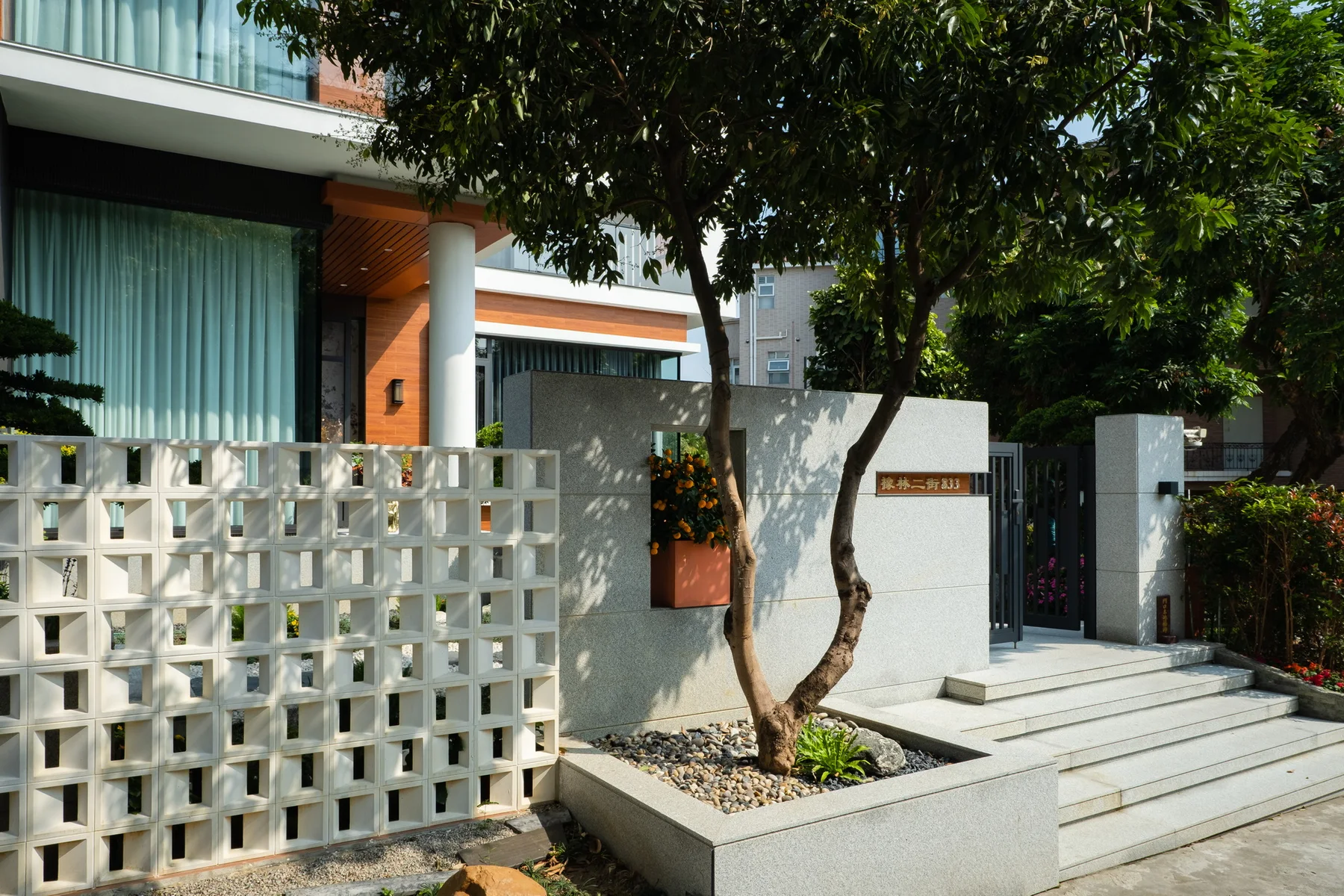 liangdao old european house renovation: supplied source image in the program position of the gallery sequence.