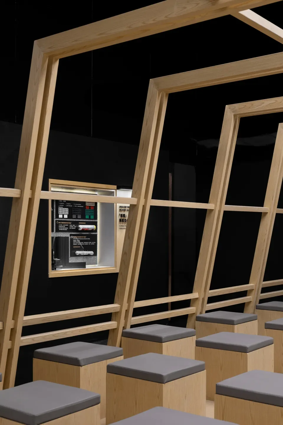 odc hui enterprise interior: supplied source image in the transition position of the gallery sequence.