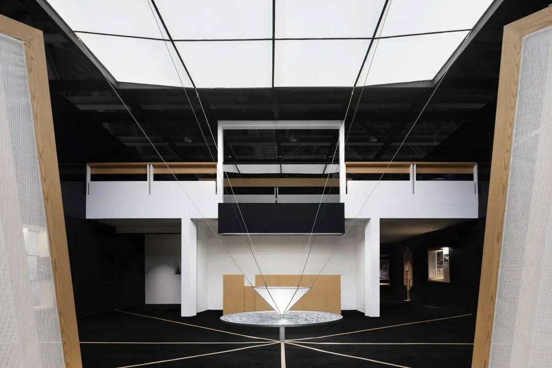 odc hui enterprise interior: supplied source image in the detail position of the gallery sequence.