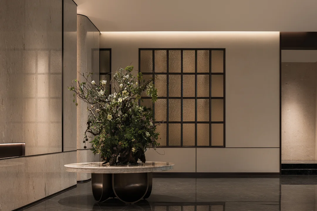 Qianshuiwan club sales center by Taihe South Design
