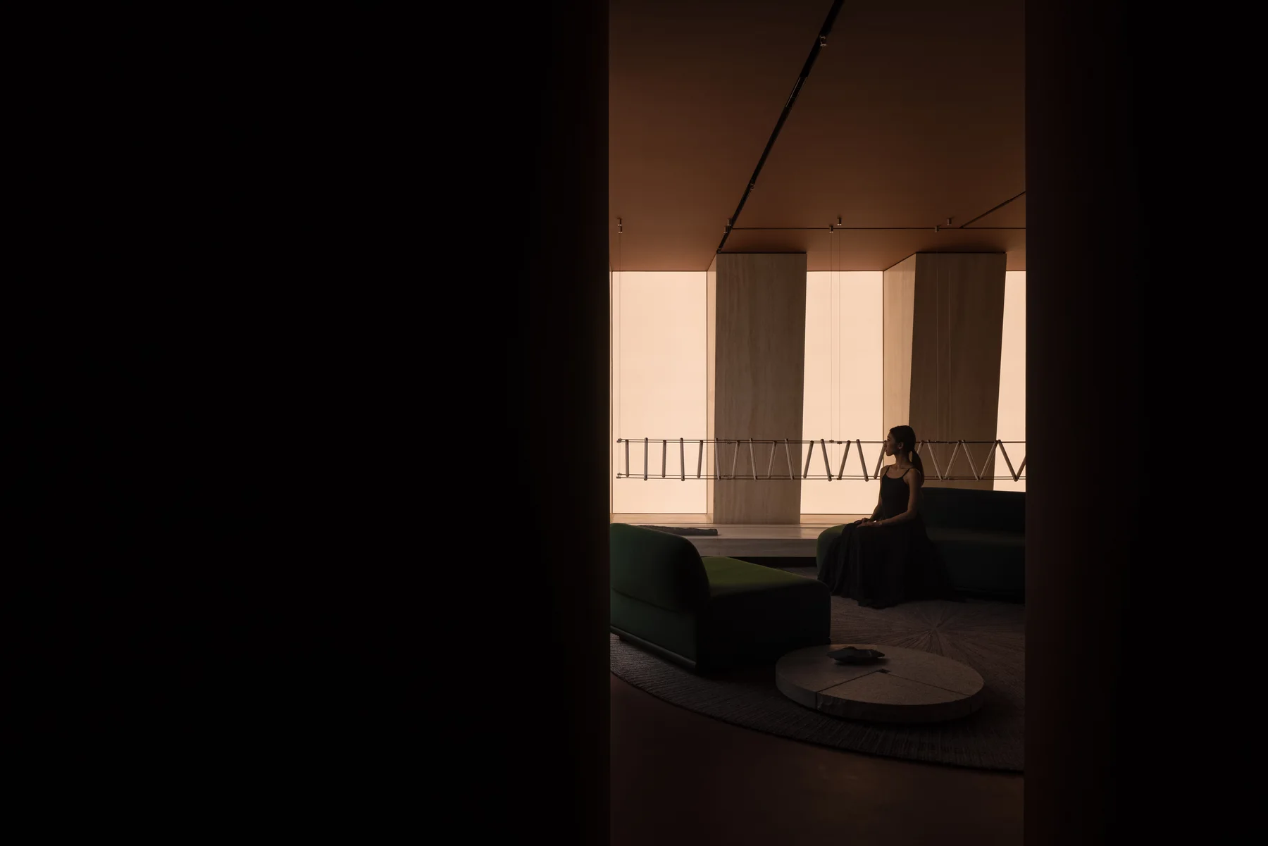 qiaoyilang imported furniture gallery: supplied source image in the hero-space position of the gallery sequence.