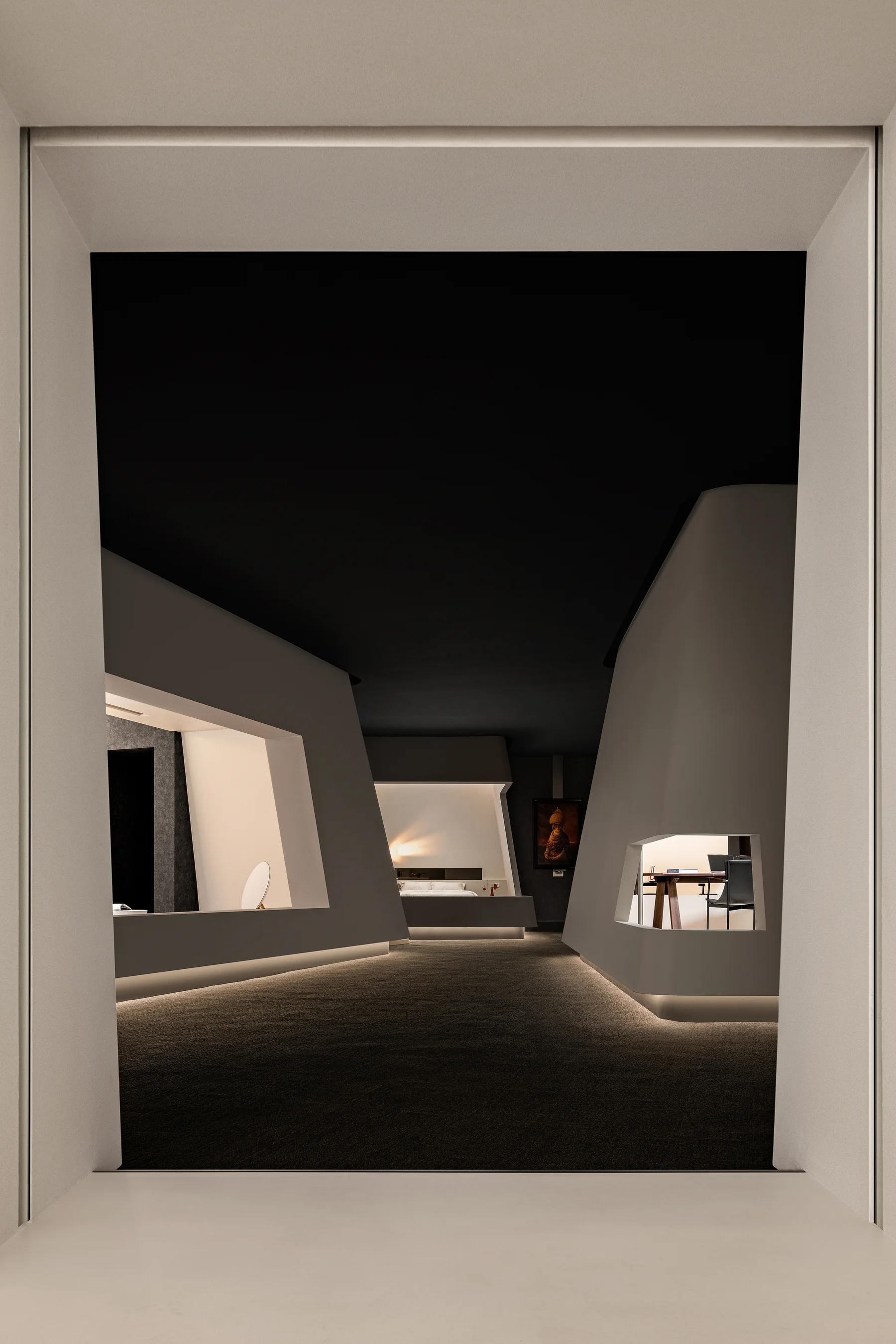 thinktank skylight lighting showroom: supplied source image in the detail position of the gallery sequence.